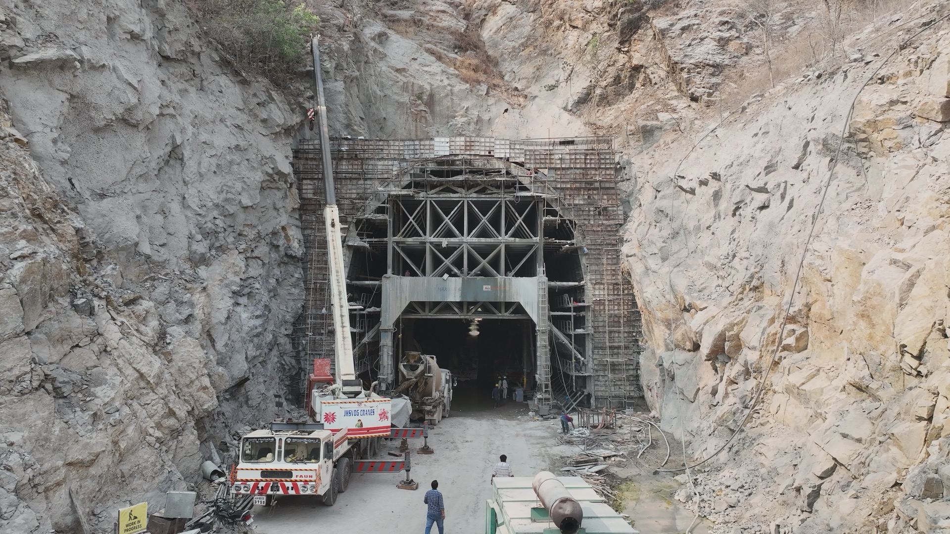 Tunnel portal with crane, Polavaram